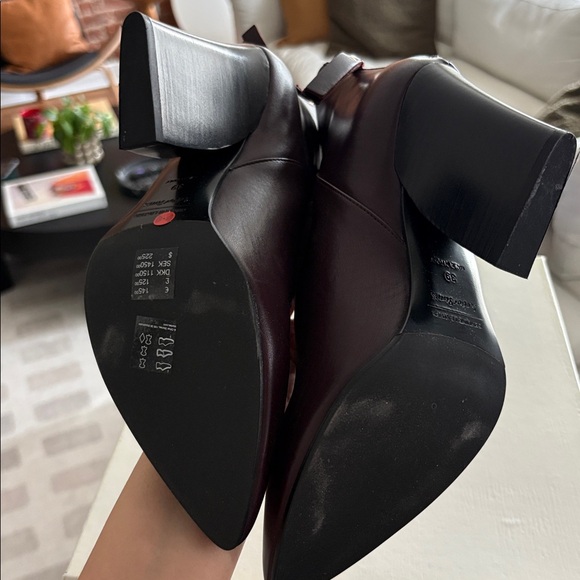 Chic Brown Ankle Booties 100% Leather - Picture 6 of 6